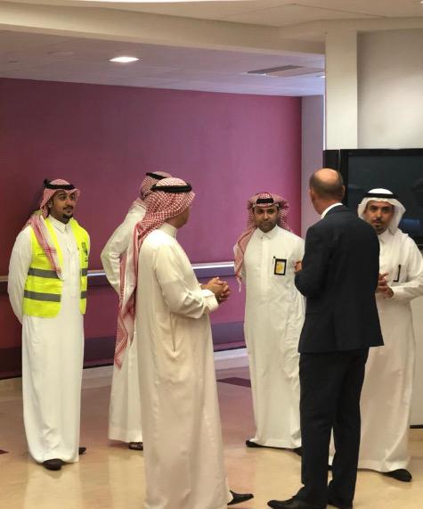 زيارة منسوبي البنك لمركز الملك عبدالله للأورام