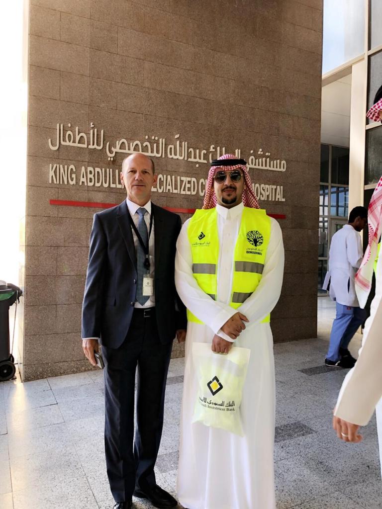 زيارة منسوبي البنك لمركز الملك عبدالله للأورام